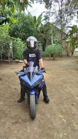 DI JUAL R15 V2 Tahun 2014-2015