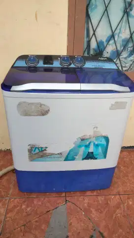 Jual mesin cuci 2 tabung merk Aqua kapasitas 8 kg normal