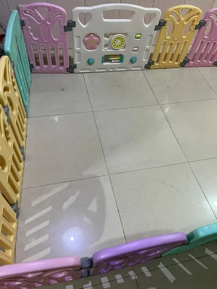Pagar Mainan Anak Coby Fence Super Jumbo - Fisher Price