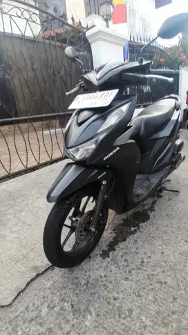 Bismillah jual honda beat delux thn 2023
