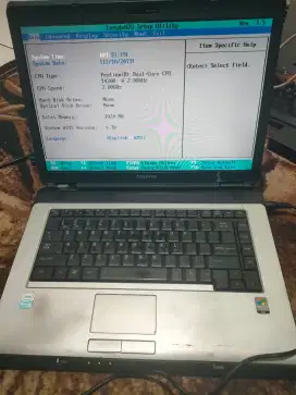 Laptop jadul Toshiba l300