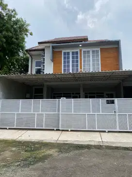 Rumah Terawat Siap Huni Dijual Cepat
