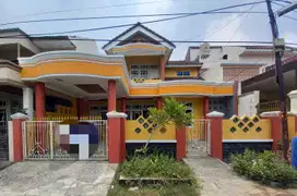 Dijual rumah di harapan indah 1 bekasi