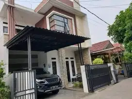 Menawan Rumah di Griya Cilangkap Depok di Jual Full Furnished
