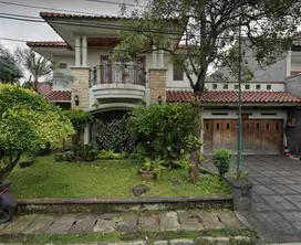 DIJUAL rumah 2 lantai di cluster River park