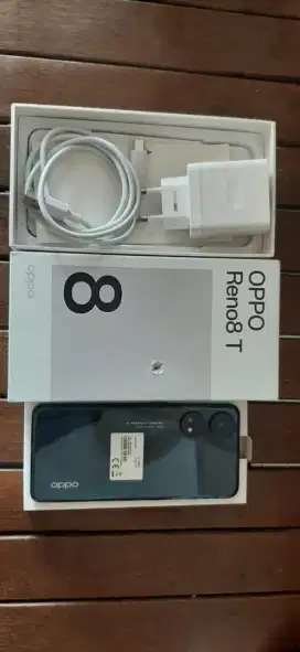 Realme 8 Pro Ram 8+4 / 128 gb  5G snapdragon