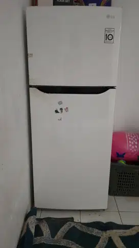 Kulkas 2 pintu LG