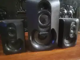 AUDIOBOX ,T 500 , POWER KONSUNTIP 40 WAT ,