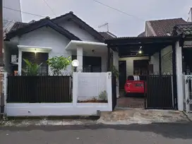 Rumah asri di bumi  Pesanggrahan mas Jakarta selatan