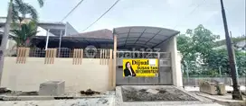 Jual Rumah SDPU Simpang Darmo Permai Utara V Siap Huni