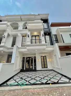 Jual Rumah Cluster pinggir jalan raya di Jagakarsa Jaksel