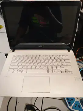 laptop sony vaio core i3 gen 3 4/500Gb
