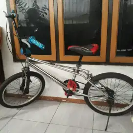 Bmx oryx black olive