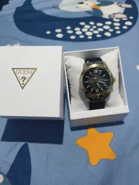 Jam tangan Guess Gents Watch Crescent Black GW0628G2