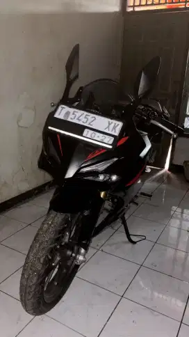Jual motor Honda CBR 150