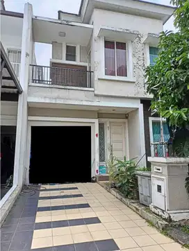 RUMAH 2 LANTAI CLUSTER CHALCEDONY PONDOK HIJAU GOLF GADING SERPONG TAN