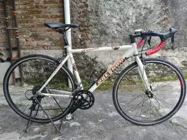 Merdeka Sale Polygon Balap Trexia
