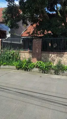 Rumah Vintage murah di Margacinta Bandung.