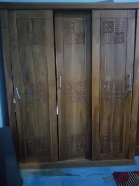 lemari jati 3 pintu