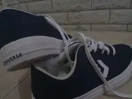 Sepatu Converse ori
