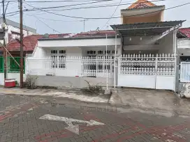 Dikontrakan / Sewa Rumah Darmo Indah Surabaya barat