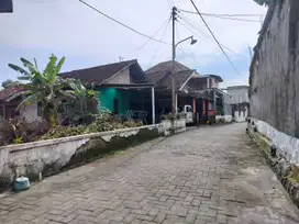 TANAH PEKARANGAN 294M2 2,8JT/M NEGO DEKAT JL RAYA PALAGAN KM 9.JK13441