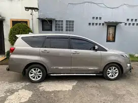 Kijang Innova 2.4 V (2016)