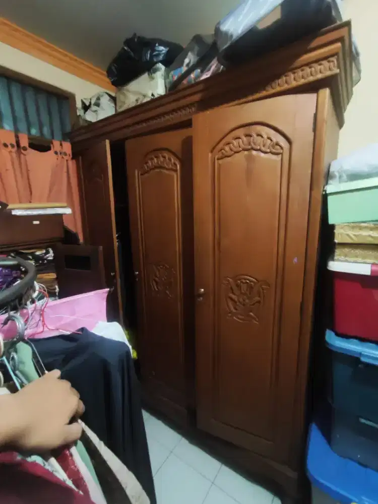 Lemari jati asli. 2pintu & 3pintu