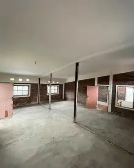 DIJUAL RUMAH LUAS HOLIS BISA UNTUK USAHA