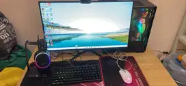 Pc gaming dan editing rata kanan