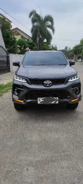 Sale fortuner GR sport 2.8 full legender