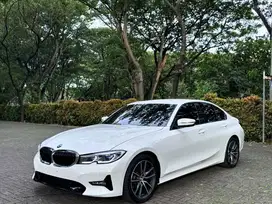 (Like New) BMW 320i 2020 G20 Sport
