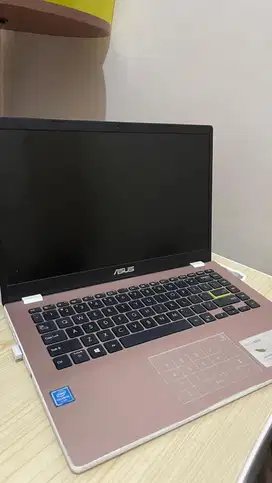 Asus E410MA 4/128