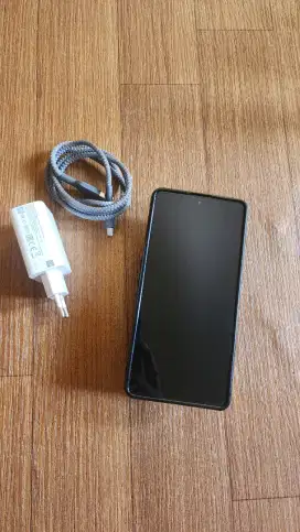 Poco f4 GT 12/256. Silver.