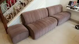 Sofa Set Ruang Tamu atau Ruang Keluarga
