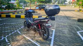 Supra X Helm in
