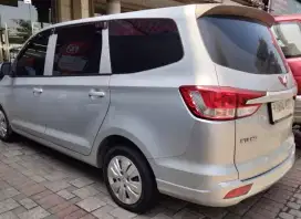 Wuling Confero 2018
