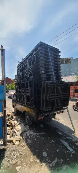 Pallet plastik bekas bersih palet plastik tebal awet