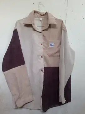 Kemeja Korduroi Retro
