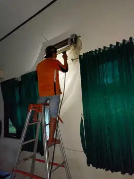 Jasa servis panggilan ac kulkas mesin cuci frezer showcase dll