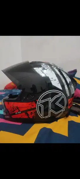 Dijual Helm KYT R10