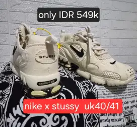 Sepatu Nike x stussy