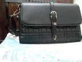 Tas Kulit Wanita