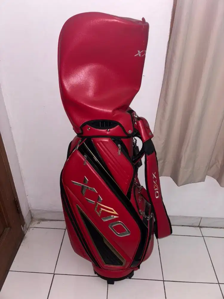 Stik Golf dan Tas Golf TaylorMade