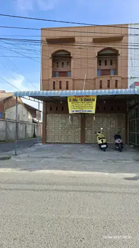 Dijual/ Disewakan Toko 2 pintu dan 2 lantai