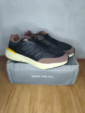 Piero Jogger V54 CNY