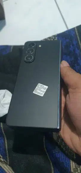 Samsung z fold 5