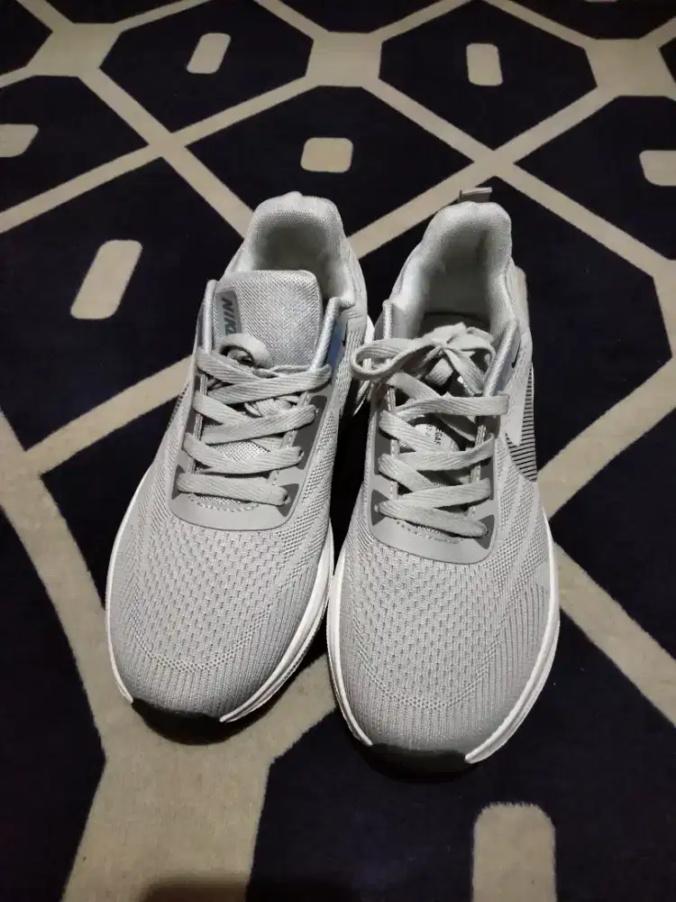 Sepatu Nike zoom ori