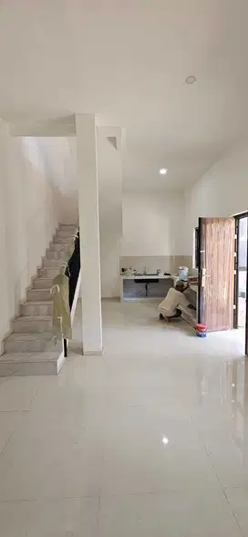 Rumah Bagus Full Renov Harga dibawah Pasaran, Gandaria