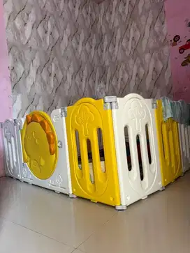 Pagar Pembatas bayi batita merk baby play fence